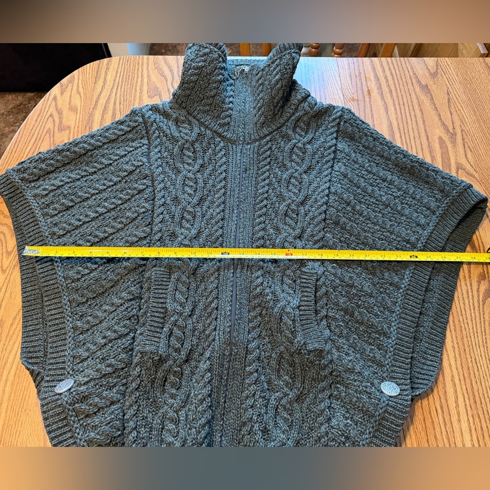 Aran crafts made in Ireland 100% merino wool shawl sweater S/M full zipper - Picture 5 of 8
